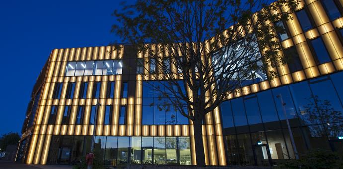 Eye-catching facade manufactured from perforated corten sheets